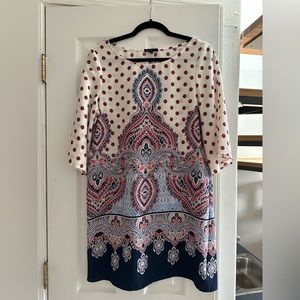 Patterned women’s formal dress